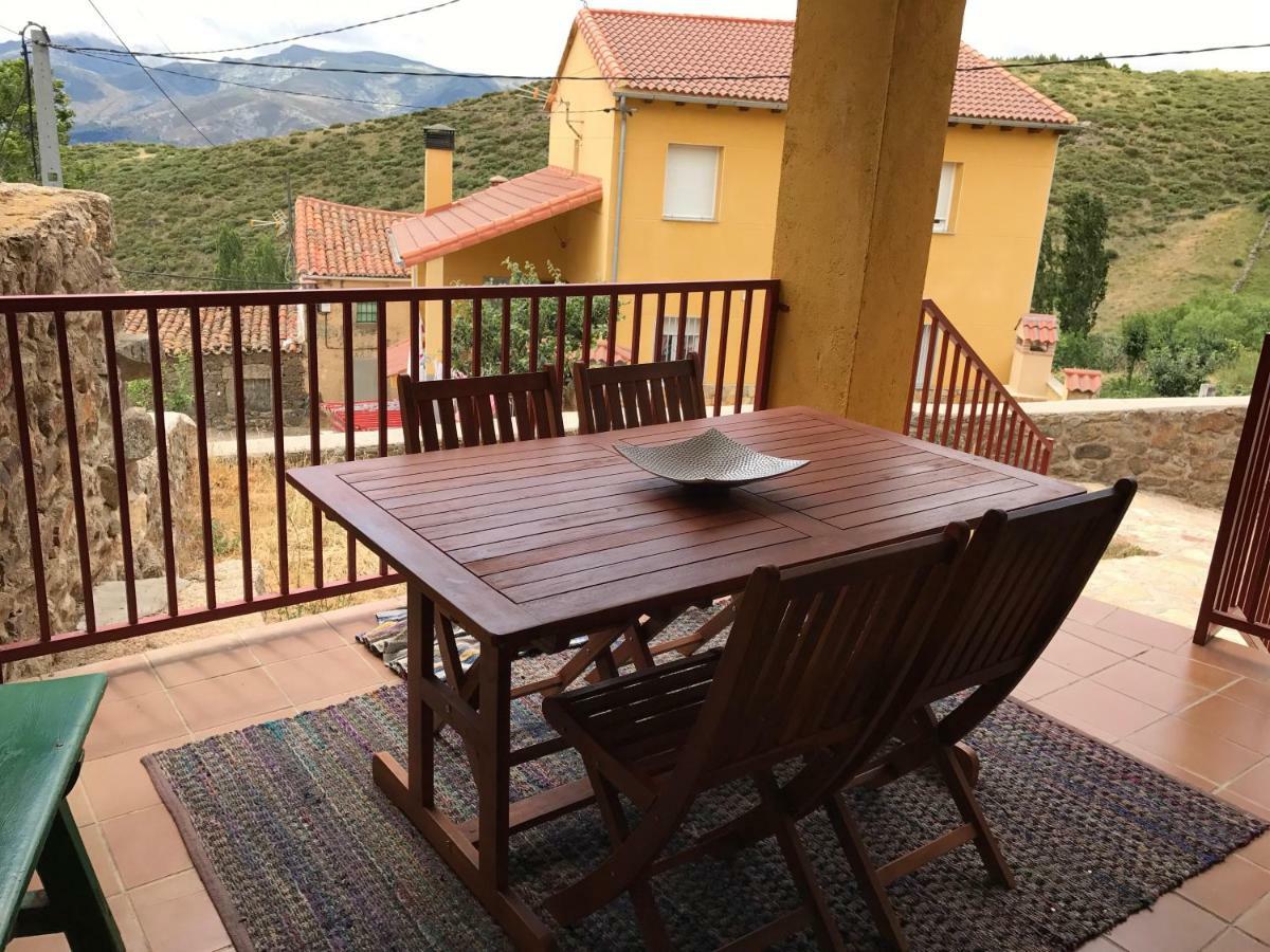 Maison d'hôtes Casa Sierra De Gredos à Navasequilla Extérieur photo